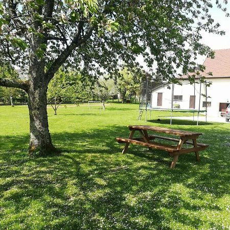 Studio A La Campagne Dans Corps De Ferme Renovee Chancey Exteriér fotografie